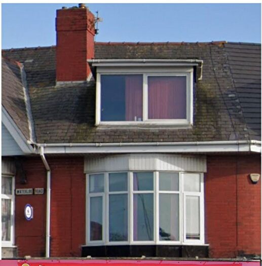 2 Bedroom Flat To Rent In Waterloo Road, Blackpool, FY4
