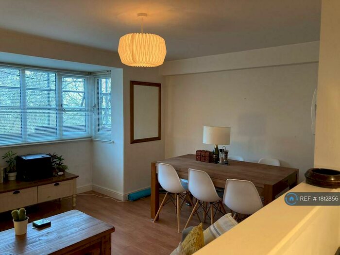 1 Bedroom Flat To Rent In Granary Court, Great Dunmow, CM6