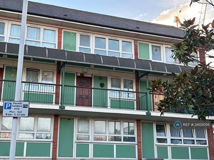 3 Bedroom Maisonette To Rent In Harberson Road, London, E15