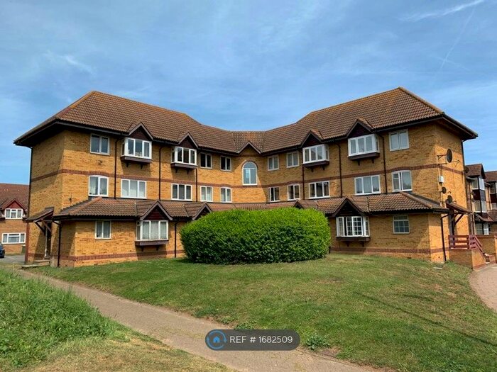 1 Bedroom Flat To Rent In Frobisher Road, Erith, DA8