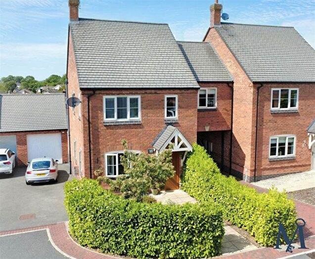 4 Bedroom Link Detached House For Sale In Rock View Close, Whitwick, Coalville, LE67
