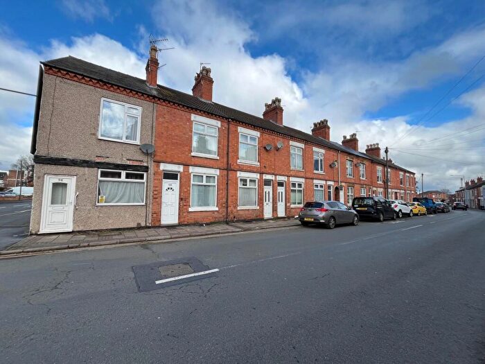 2 Bedroom Terraced House To Rent In King Street, Loughborough, LE11
