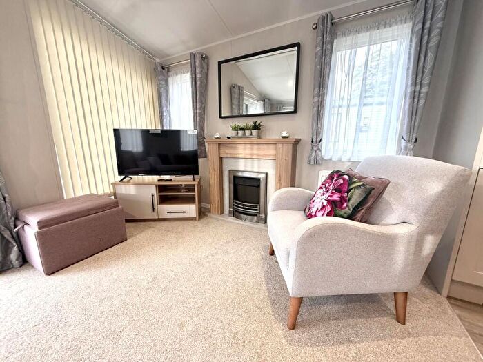 3 Bedroom Mobile Home For Sale In Gatebeck Holiday Park, Gatebeck Road, Kendal, LA8