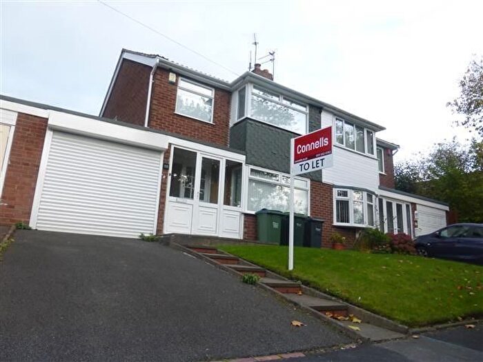 3 Bedroom Property To Rent In Hawkins Street, West Bromwich, B70