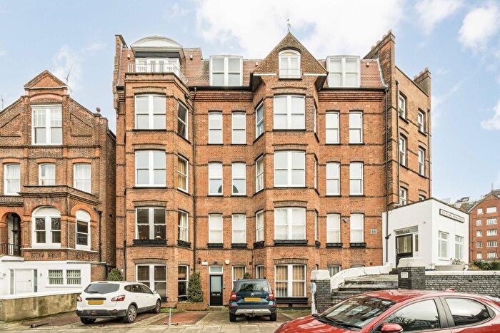 2 Bedroom Flat For Sale In Canfield Gardens, West Hampstead, NW6