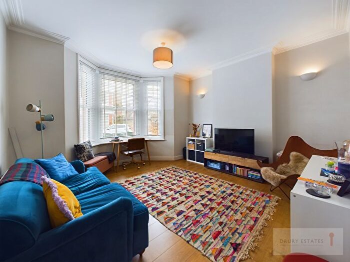 1 Bedroom Property To Rent In Elmhurst Mansions, Clapham, SW4