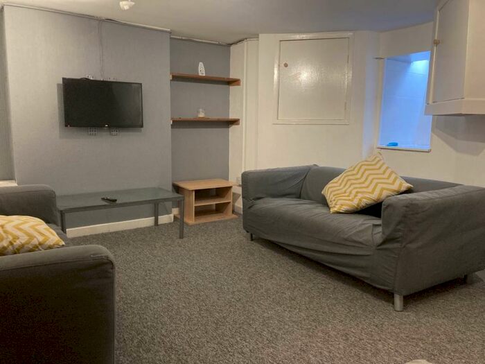 8 Bedroom House To Rent In Cathays Terrace, Cathays, CF24