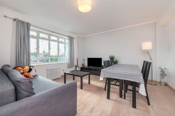 1 Bedroom Flat To Rent In University Street, Bloomsbury, London, WC1E