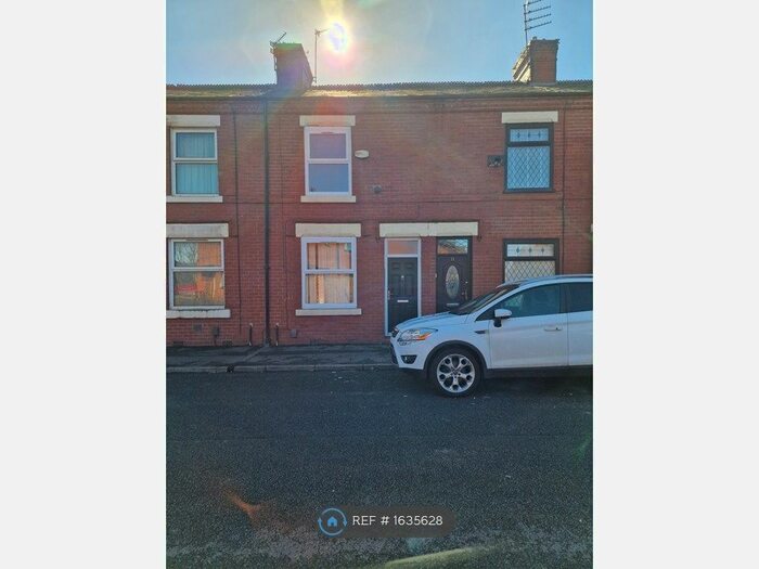 2 Bedroom Terraced House To Rent In Levens Street, Salford, M6