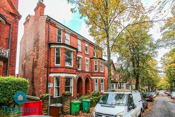 5 Bedroom Semi-Detached House To Rent In Douglas Road, Lenton, NG7