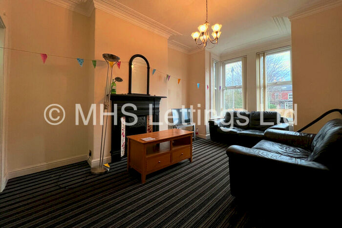 5 Bedroom Terraced House To Rent In Stanmore Place, Leeds, LS4