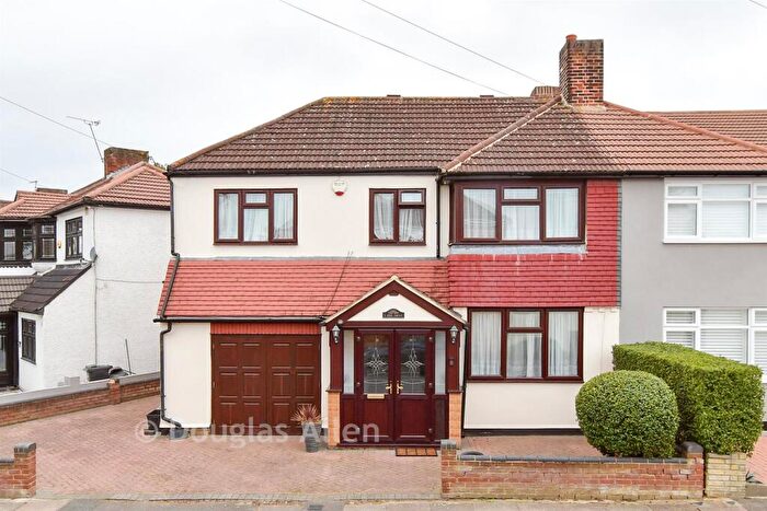 4 Bedroom Semi-Detached House For Sale In Peel Drive, Ilford, Essex, IG5