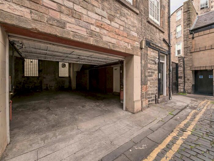 Detached House To Rent In (Garage) Rose Street Lane North, Edinburgh, EH2