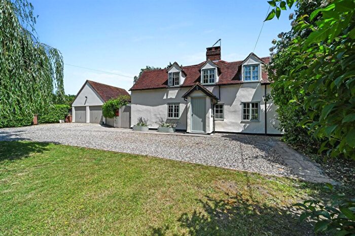 3 Bedroom Cottage For Sale In Cooksmill Green, CM1
