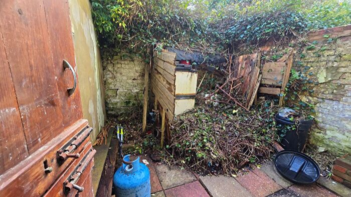 2 Bedroom Terraced House For Sale In Barley Lane, Hastings, TN35