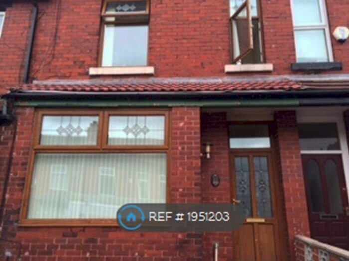 3 Bedroom Terraced House To Rent In Graham Road, Salford, M6