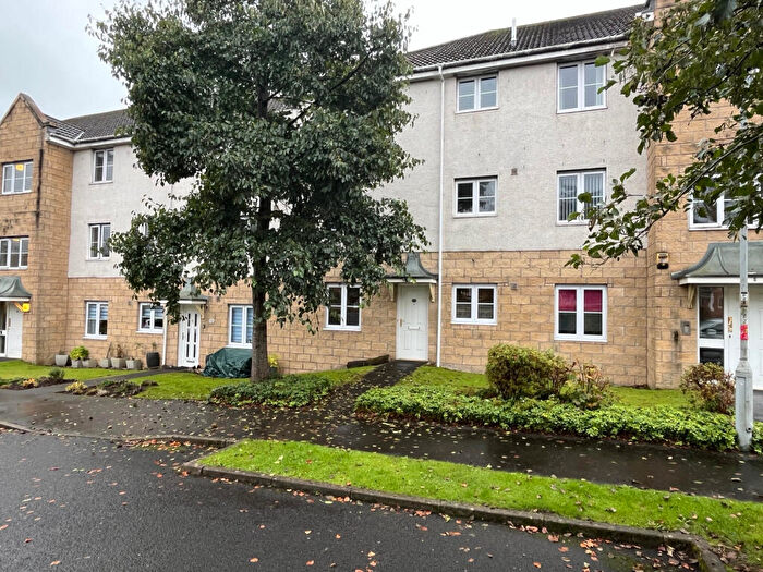 2 Bedroom Flat To Rent In John Neilson Avenue, Paisley, PA1