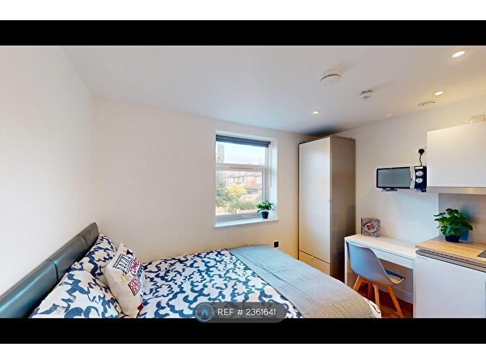 Studio To Rent In Grasmere Avenue, London, W3