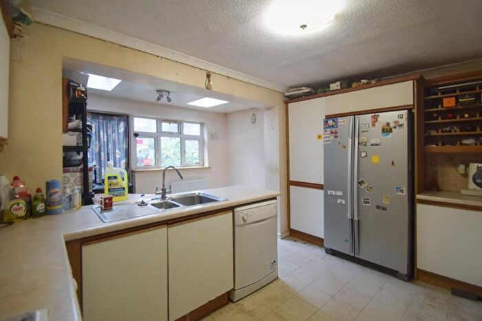 3 Bedroom Terraced House For Sale In Ploughmans Way, Rainham, Gillingham, ME8