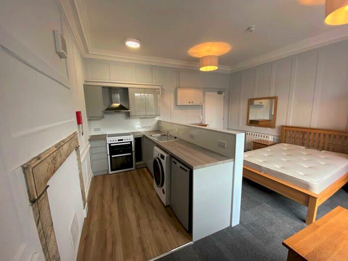 Studio To Rent In Terrace Walk, Bath, BA1