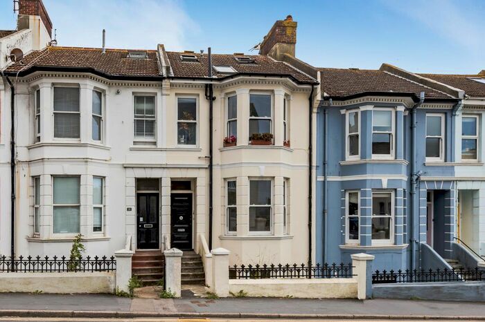 1 Bedroom Flat To Rent In Queens Park Road, Brighton, BN2