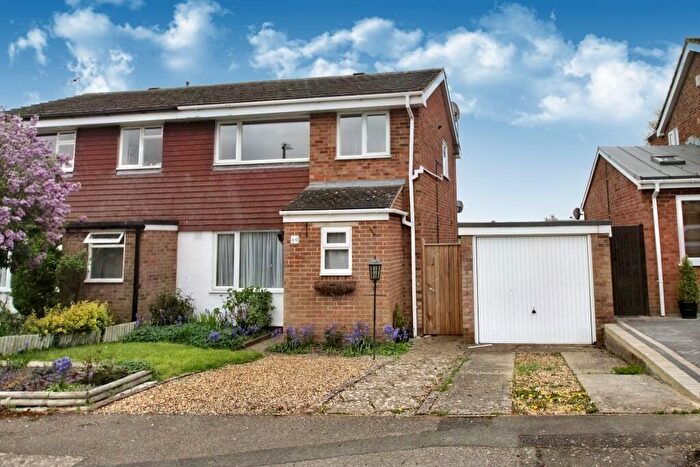 3 Bedroom Semi-Detached House To Rent In Pinchmill Way, MK44