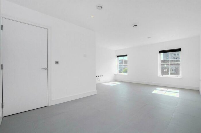 1 Bedroom Apartment To Rent In Hackney Road, London, E2