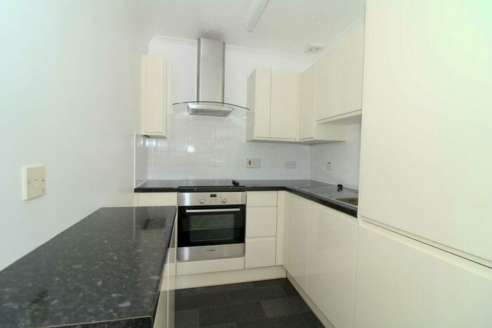 1 Bedroom Retirement Property For Sale In Forge Close, Hayes, Bromley, BR2