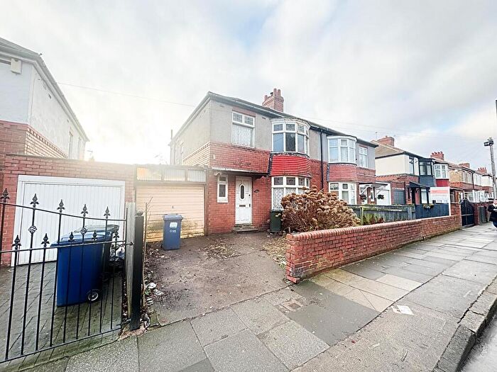 3 Bedroom Semi Detached House For Sale In Shields Road, Newcastle Upon Tyne, NE6