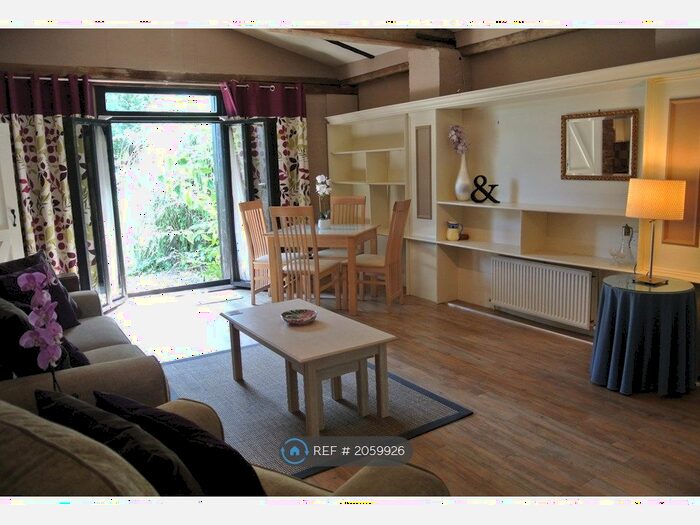 Studio To Rent In Frith Farm House, Faversham, ME13