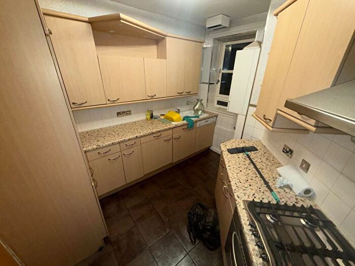 2 Bedroom Flat For Sale In /, Killearn Street, Glasgow, Lanarkshire, G22