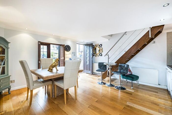 2 Bedroom Semi-Detached House To Rent In Hornblower Close, Surrey Quays, SE16