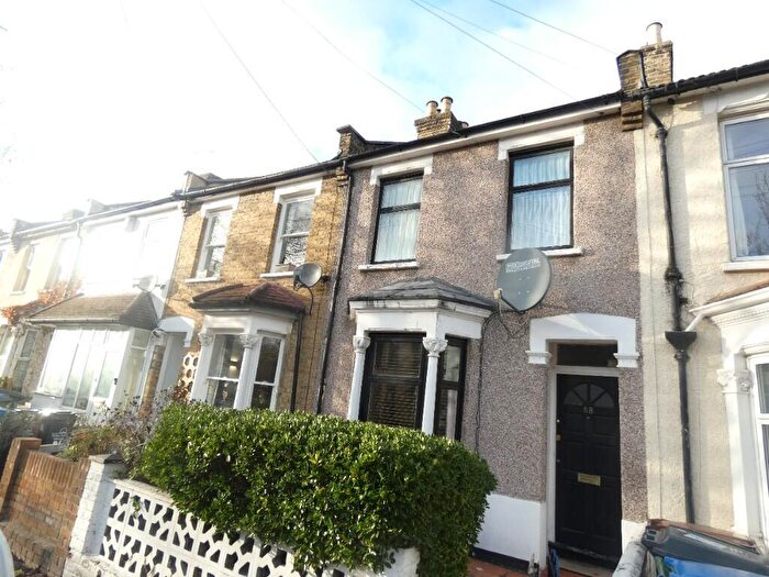 2 Bedroom Terraced House To Rent In Thorpe Road, Forest Gate, London, E7