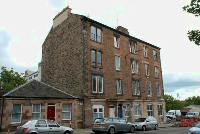 2 Bedroom Flat To Rent In Newhaven Road, Edinburgh, EH6