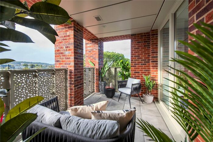 2 Bedroom Flat For Sale In Crane Court, Southmere, Thamesmead, SE2