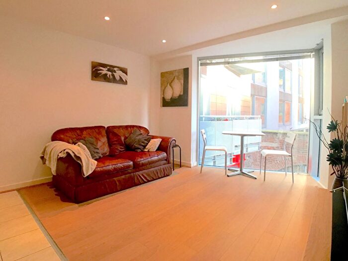 1 Bedroom Studio To Rent In Quay One, Neptune Street, Leeds City Centre, LS9