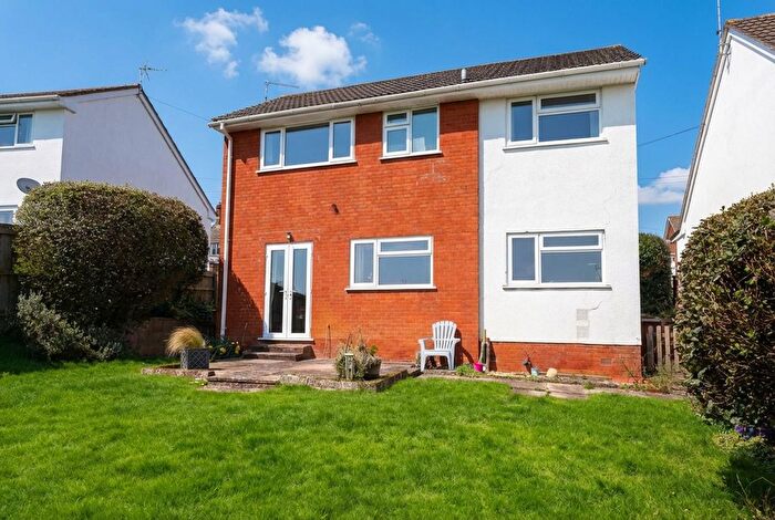 3 Bedroom Detached House To Rent In Prince Of Wales Road, Crediton, EX17