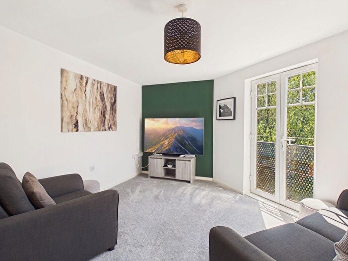 2 Bedroom Flat For Sale In Sanderson Villas, St James Village, NE8