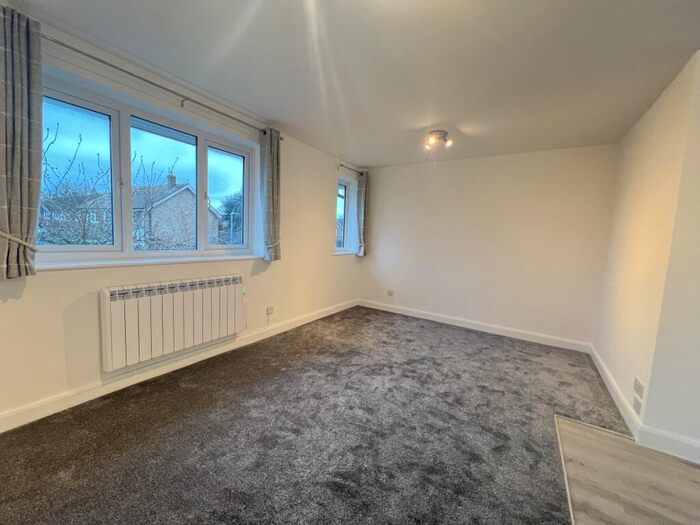 1 Bedroom Maisonette To Rent In The Canadas, Broxbourne, EN10