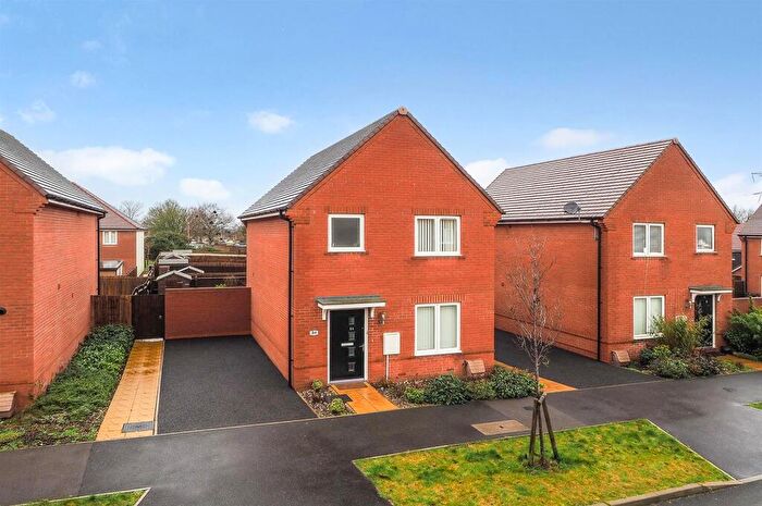 3 Bedroom Detached House For Sale In Merino Road, Andover, SP11