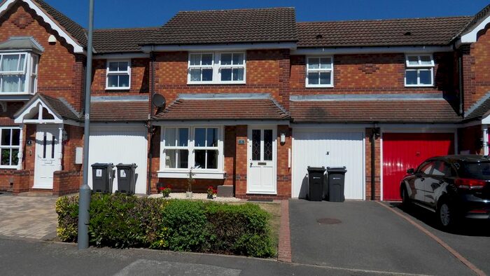 3 Bedroom Semi-Detached House To Rent In Glentworth, Sutton Coldfield, B76