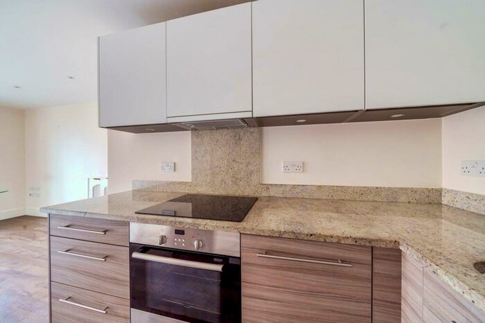 1 Bedroom Flat To Rent In Madeleine Court, Stanmore, HA7