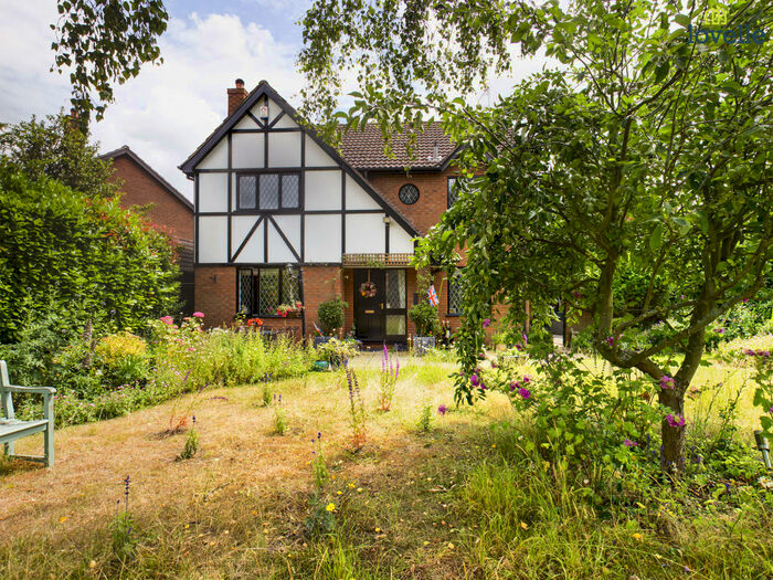 4 Bedroom Detached House For Sale In Normanby Road, Stow, LN1