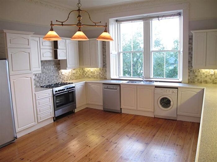 4 Bedroom Flat To Rent In Eglinton Crescent, Edinburgh, EH12