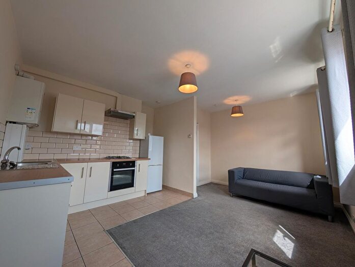 1 Bedroom Flat To Rent In Robin Hood Lane, Birmingham, B28
