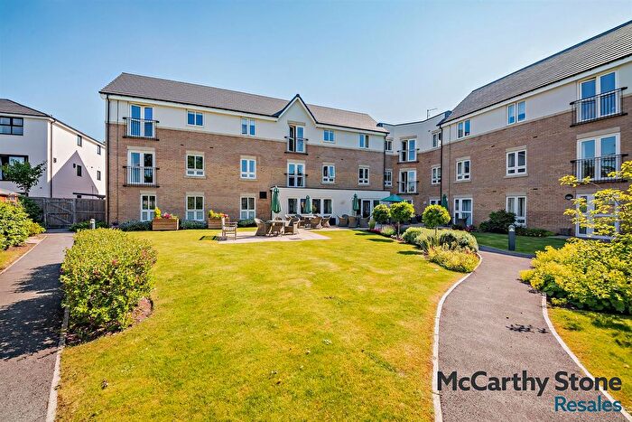 1 Bedroom Flat For Sale In Matcham Grange, Wetherby Road, Harrogate, HG2