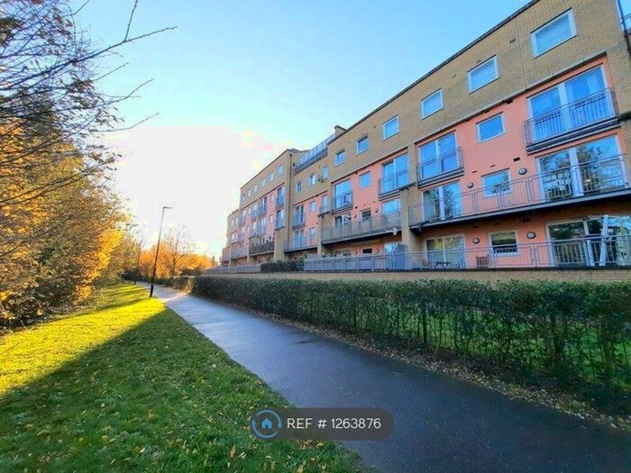 2 Bedroom Flat To Rent In Wooldridge Close, Feltham TW14