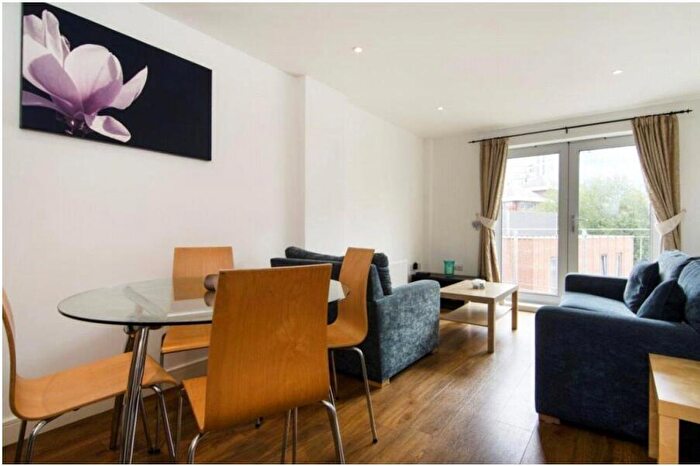 2 Bedroom Flat To Rent In Taylor House, Storehouse Mews, E14