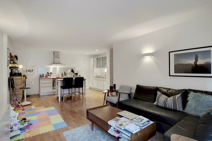 2 Bedroom Flat To Rent In Gainsborough Studios South, Poole Street, N1