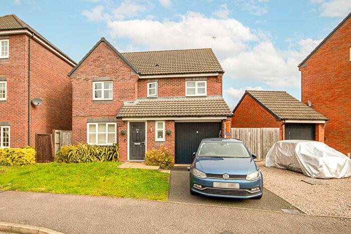 4 Bedroom Detached House For Sale In Girton Way, Mickleover, DE3